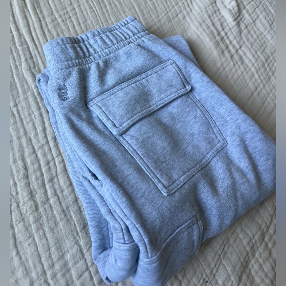 Aritzia cozy fleece mega cargo sweatpant